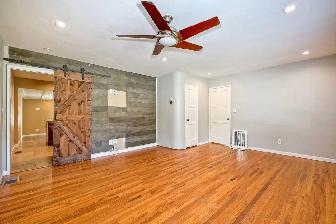 House in San Diego - View 2