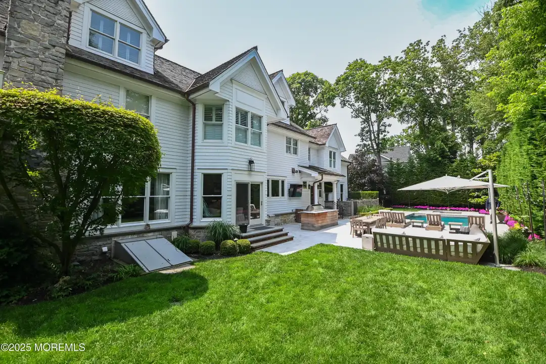 11 Red Oak Dr - View 6
