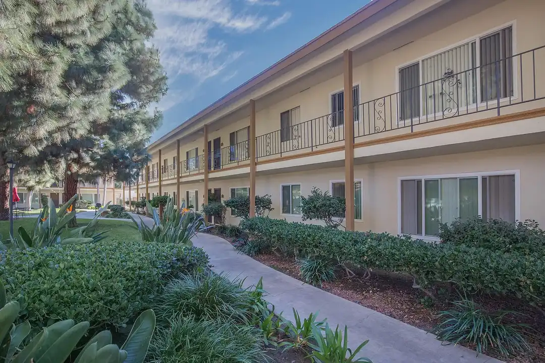 Mt. Vernon Apartments - View 2
