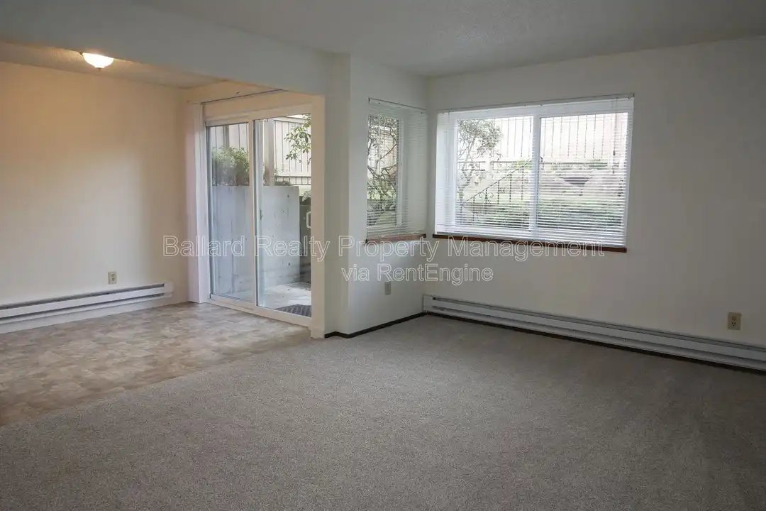 1742 NW 58th St unit 100 – pohled 3