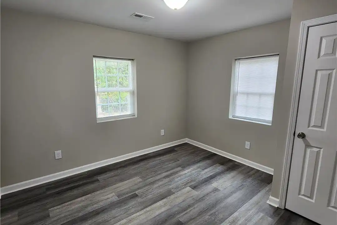 4916 Schmidt St - View 4