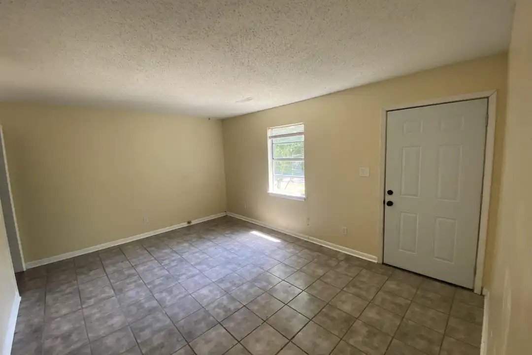 4008 Penny St SW unit A - View 3