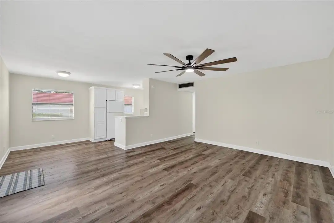 1802 Bedford Ln #12 - View 3