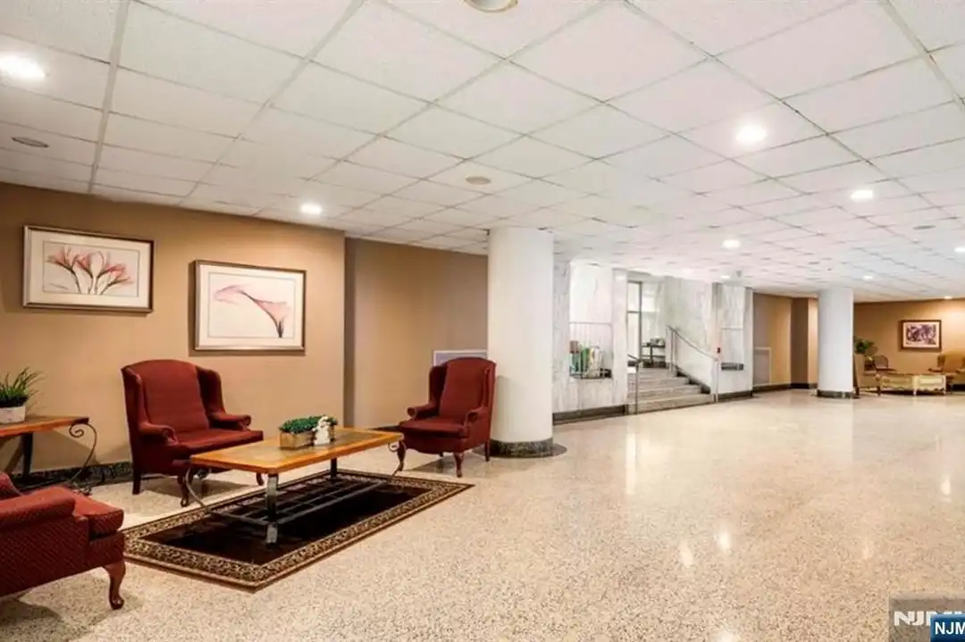 2160 Center Ave #3J - View 6