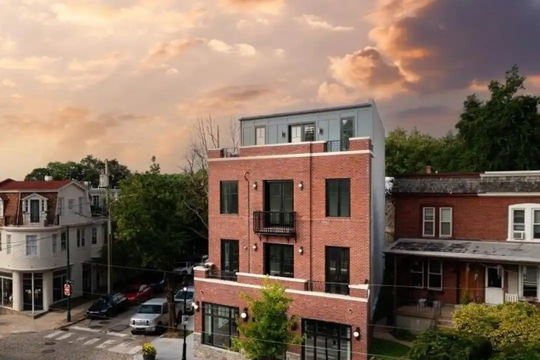 8100 Germantown Ave #B – photo 1