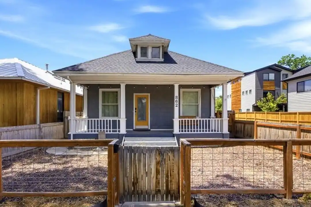 862 S Jefferson St – photo 1
