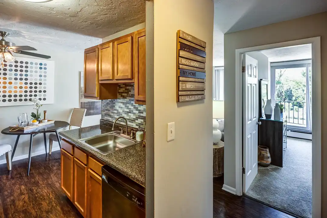 Solon Club Apartment Homes – photo 1 of 26