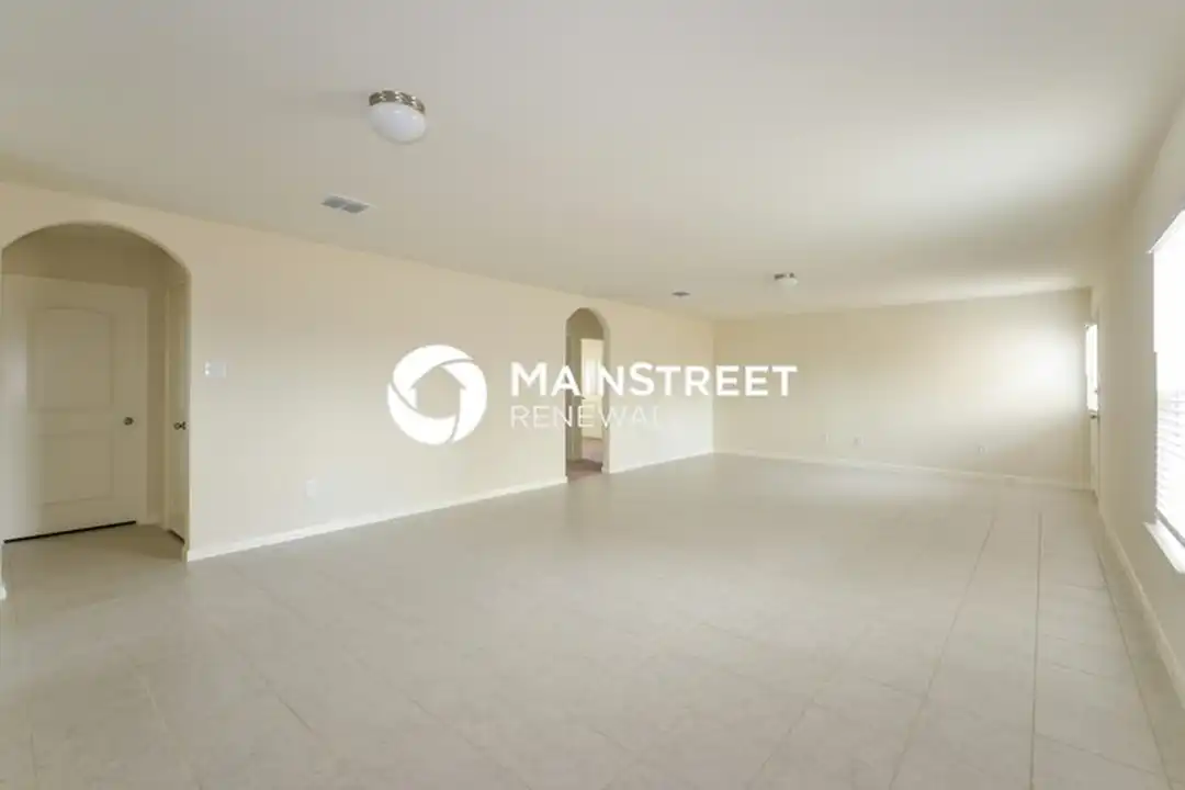 6206 Lakefront - View 2