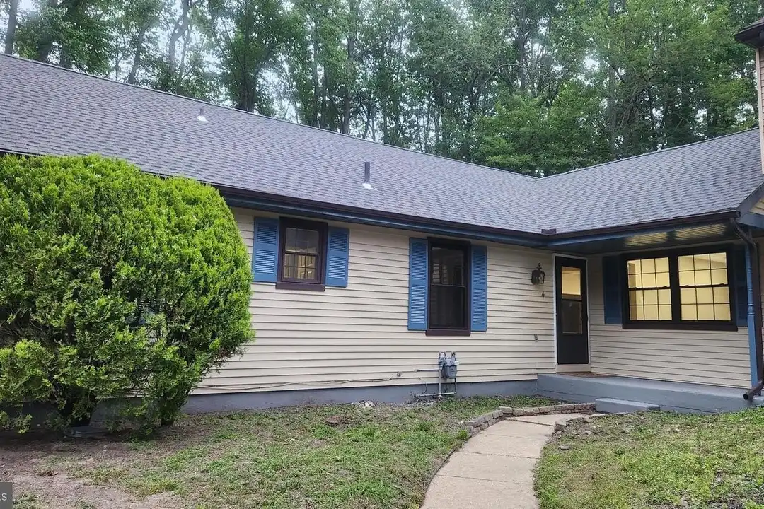 4 Meadowside Ct – photo 1 of 16
