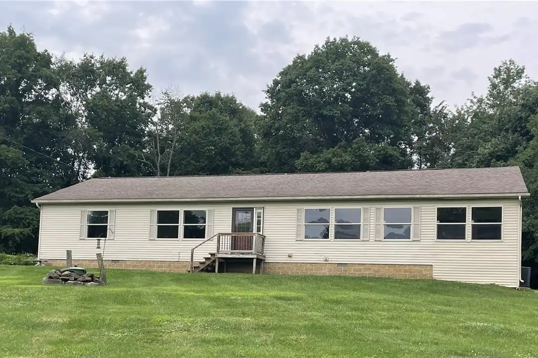 8891 Corwin Rd – photo 1 of 14