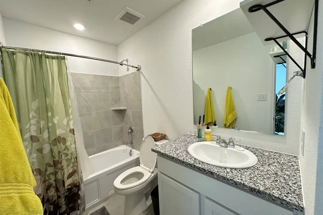 1638 Rosy Finch Dr - More
