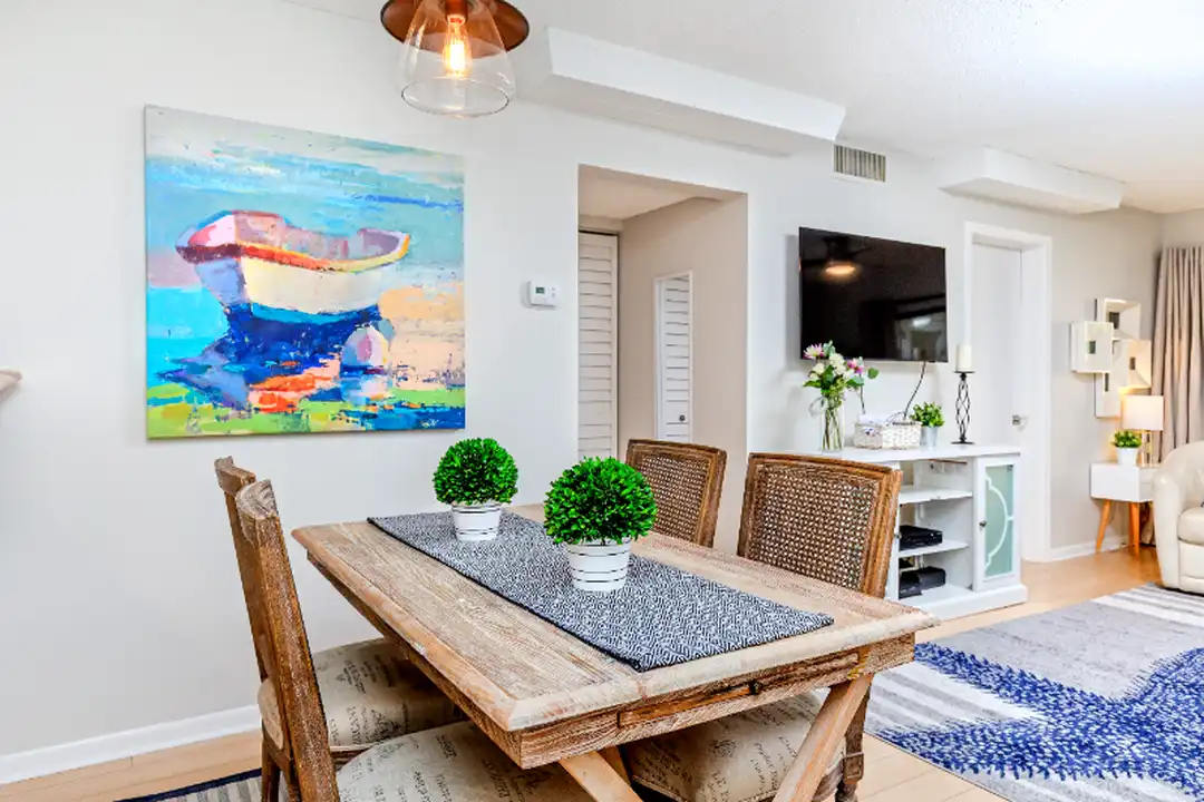 6051 Sun Blvd unit 215 - More