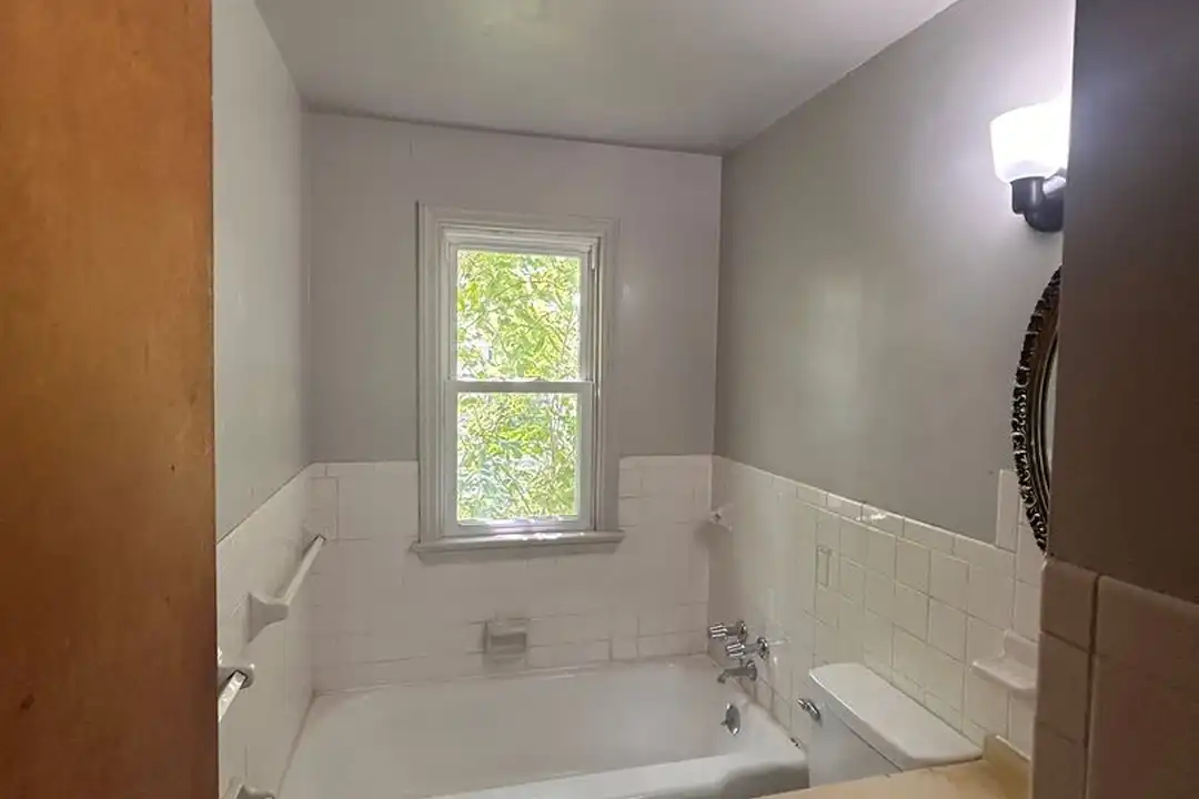 4609 Standish Dr - View 5