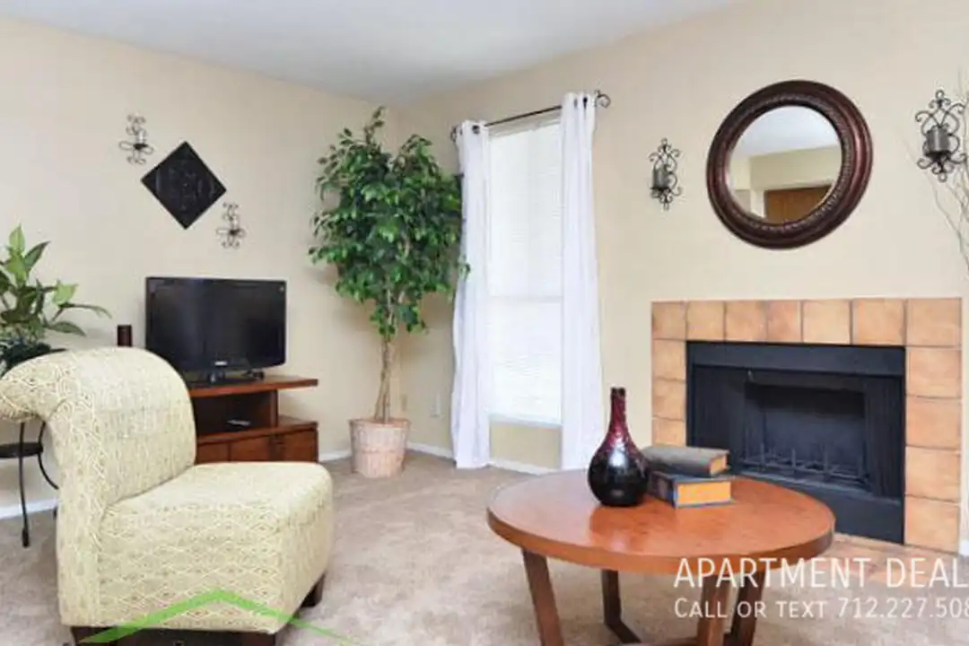 2806 Hamman Rd - More
