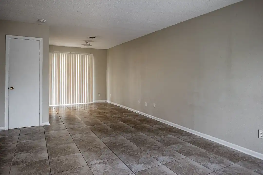 Apartment in Del Rio - View 2