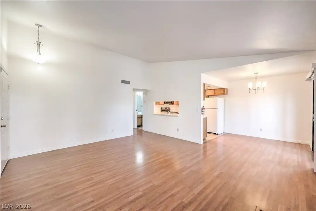 5068 Jeffreys St #202 - More