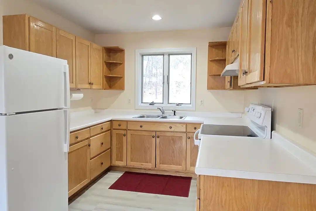 126 Range Rd - View 2