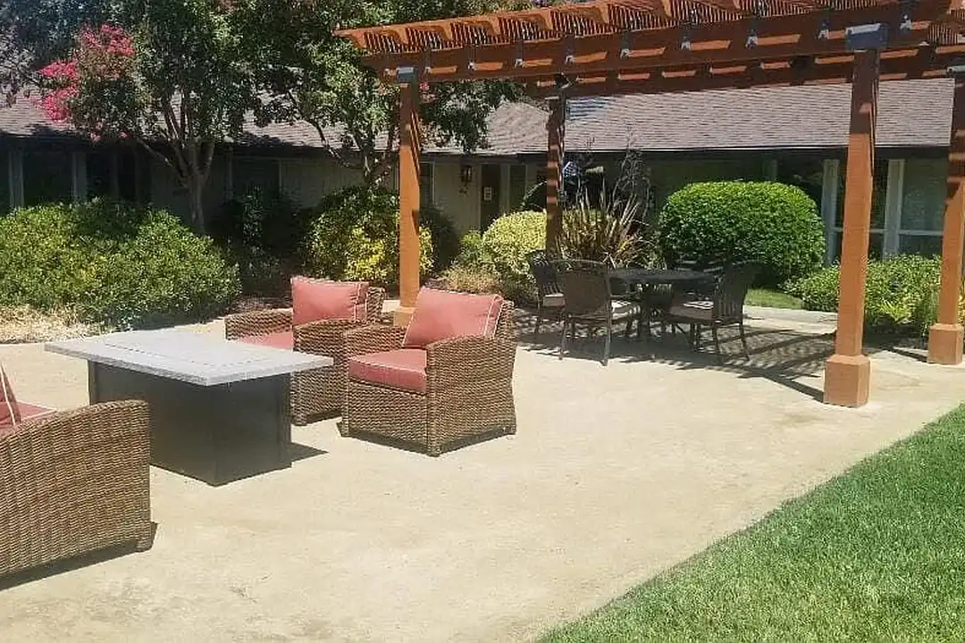 Apartment in Sacramento, Arden-Arcade - More