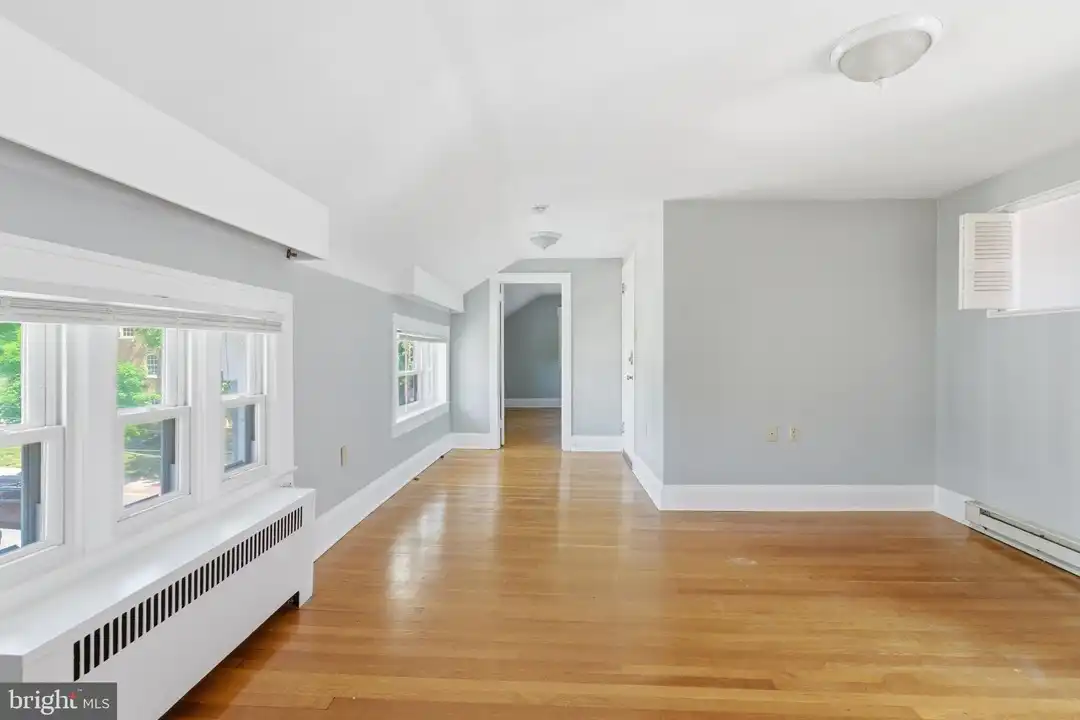 142 N Washington St #7 - View 5