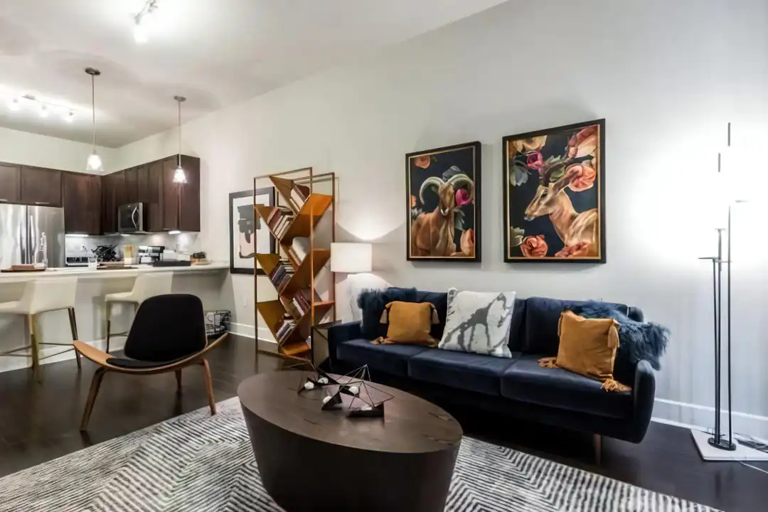 Apartment in Houston - View 3