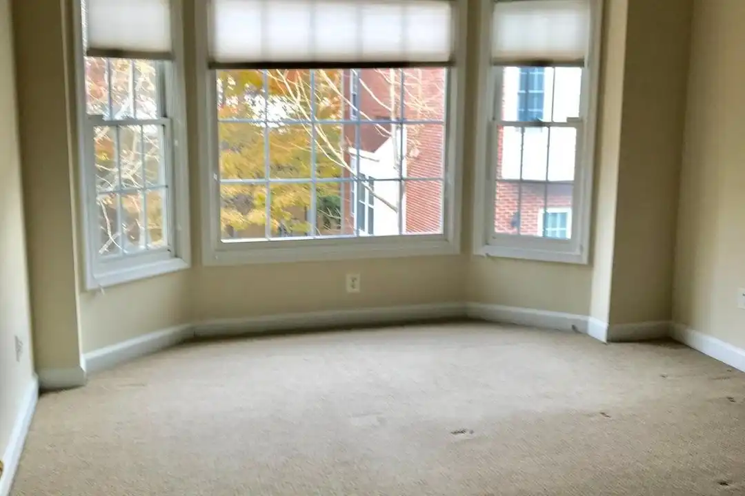 8904 Ashgrove House Ln - More