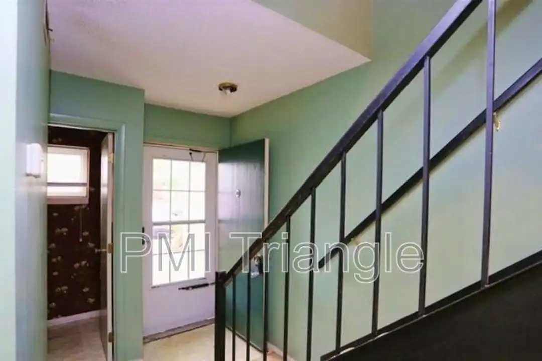 220 Elizabeth St unit D4 - View 4