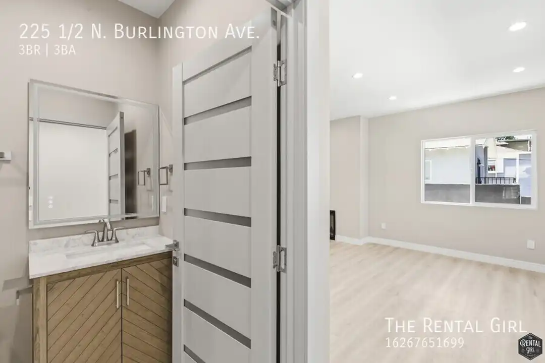 225 N Burlington Ave - View 5