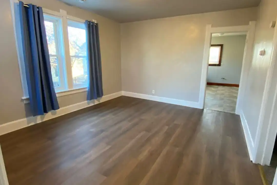 2419 W McKinley Ave – pohled 3