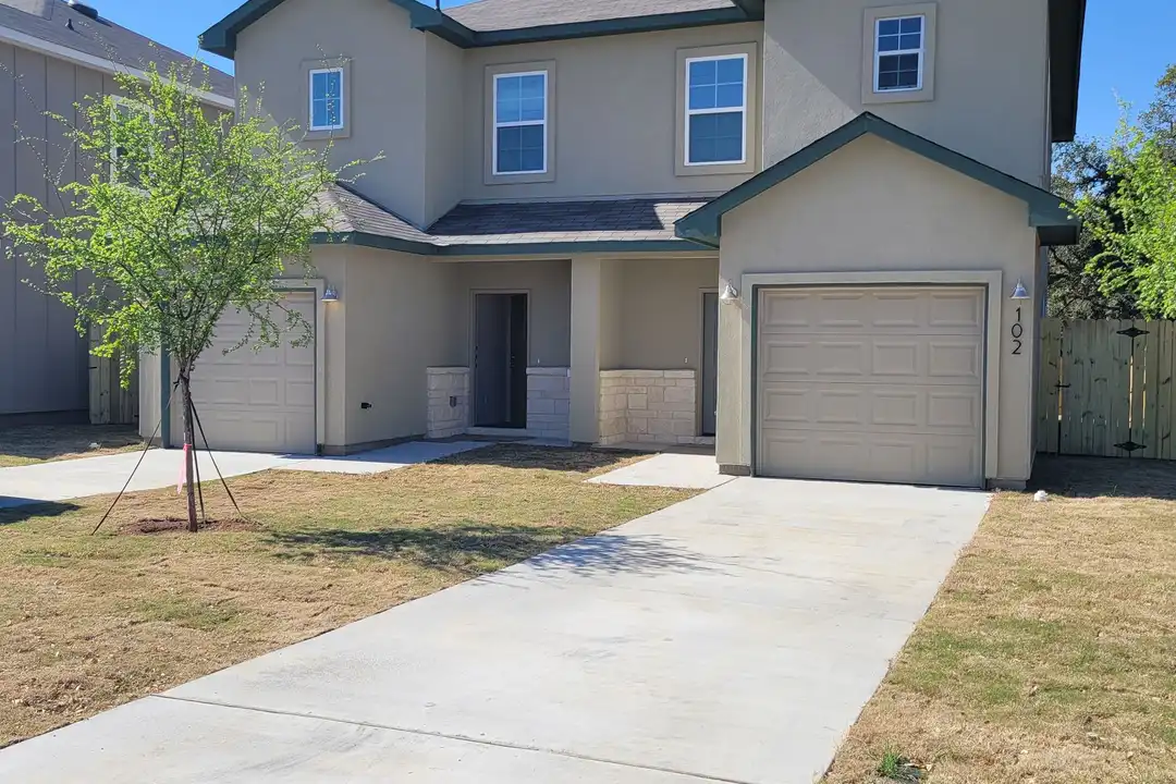 115 Peruna Dr unit 115 – photo 1 of 31