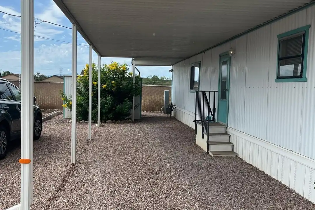 2602 E Walnut St #4 – photo 1