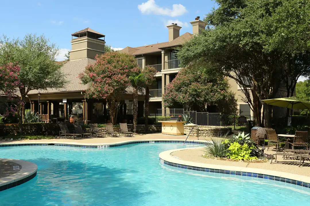 6707 Brodie Ln - View 6