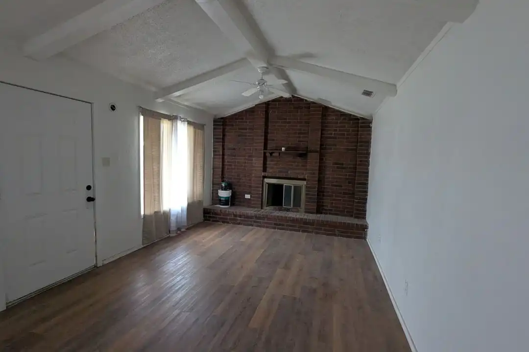 House in Lubbock - View 2