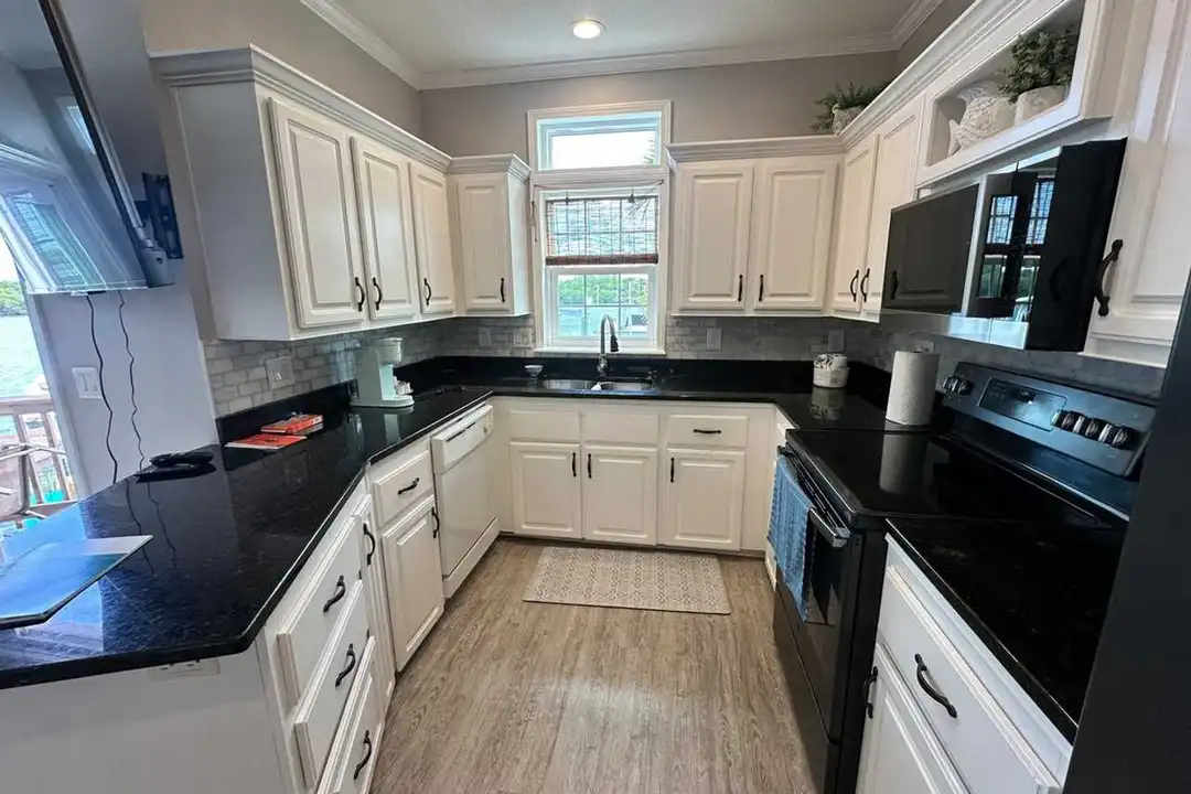 404 Nettles Blvd unit 1537518P - View 4