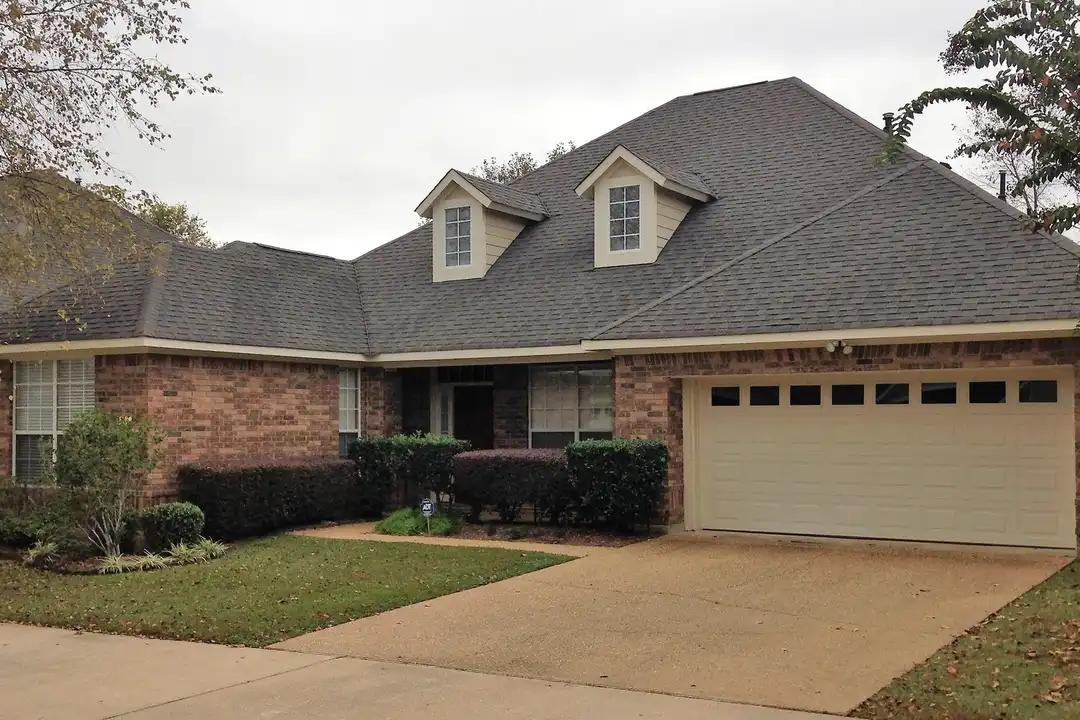 113 Baltic Dr - View 3