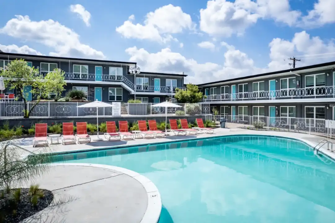 Apartment in Austin, Travis - View 4