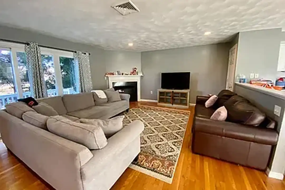2 Ricciuti Dr - Quincy, MA | Rent.