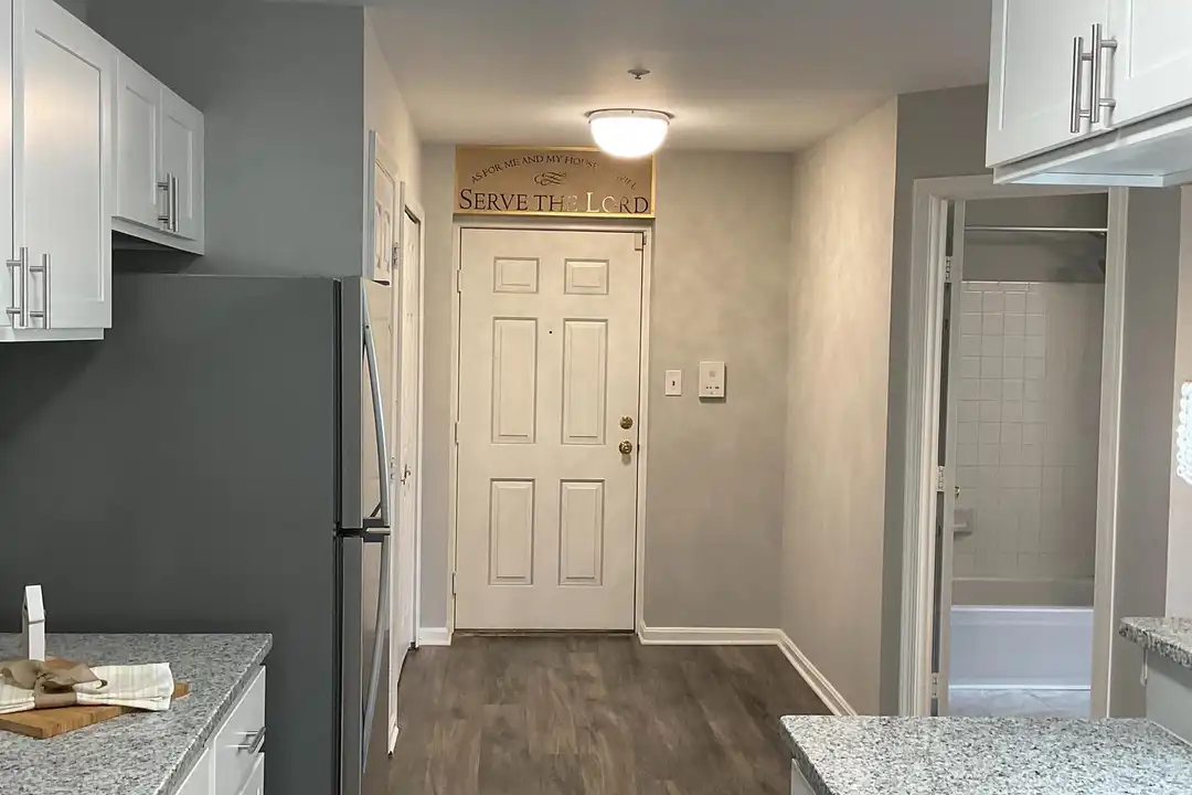9808 Lake Point Ct unit 301 - More