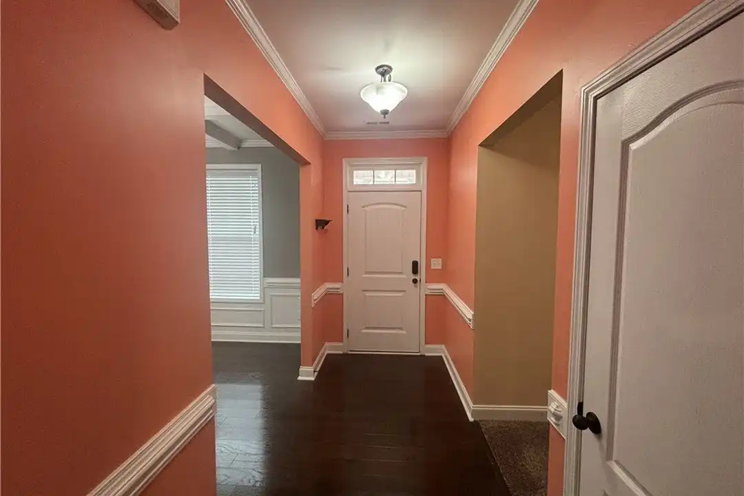 232 Old Montague Way - View 4