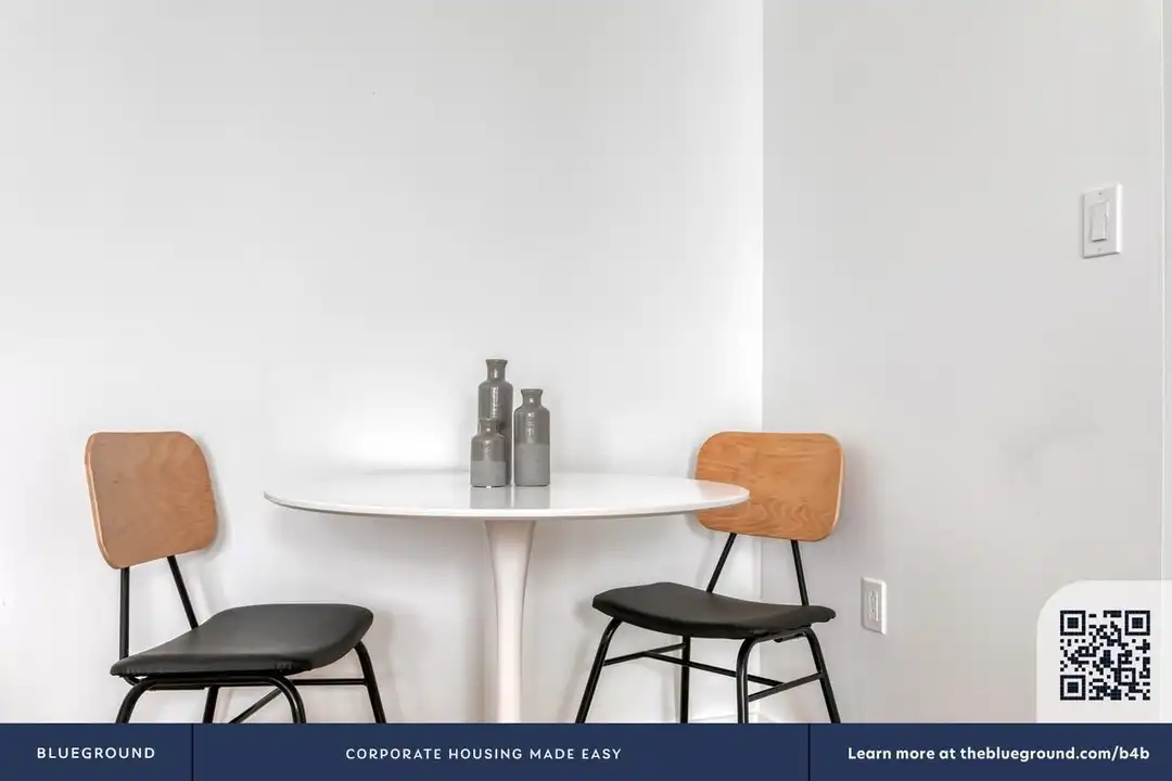 26 W Broadway unit 580 – pohled 5