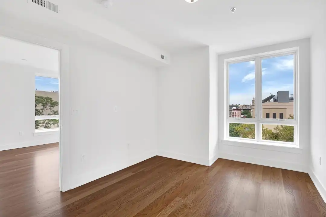 Apartment in Hoboken - View 3