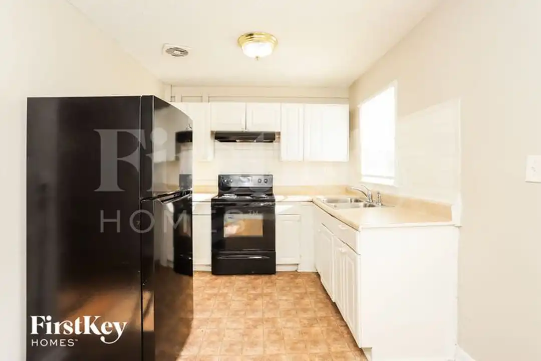 297 Reed St - More