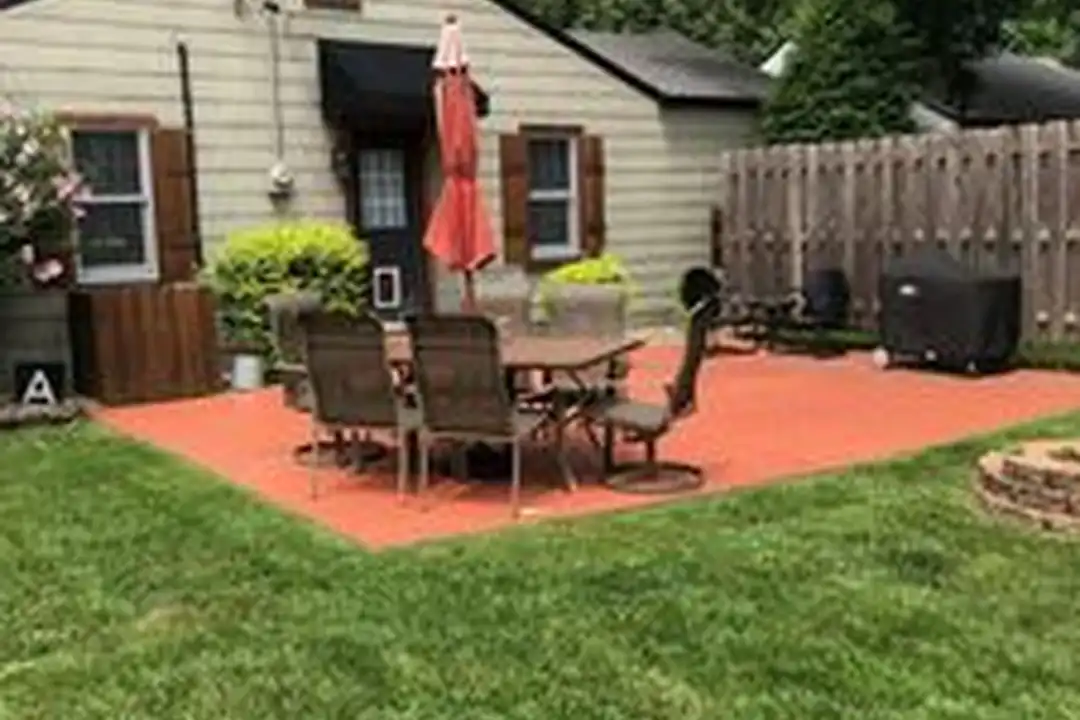 1426 E University St - View 4
