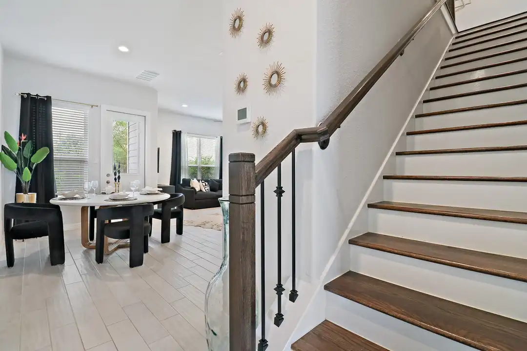 11002 Cres Light Way - View 4