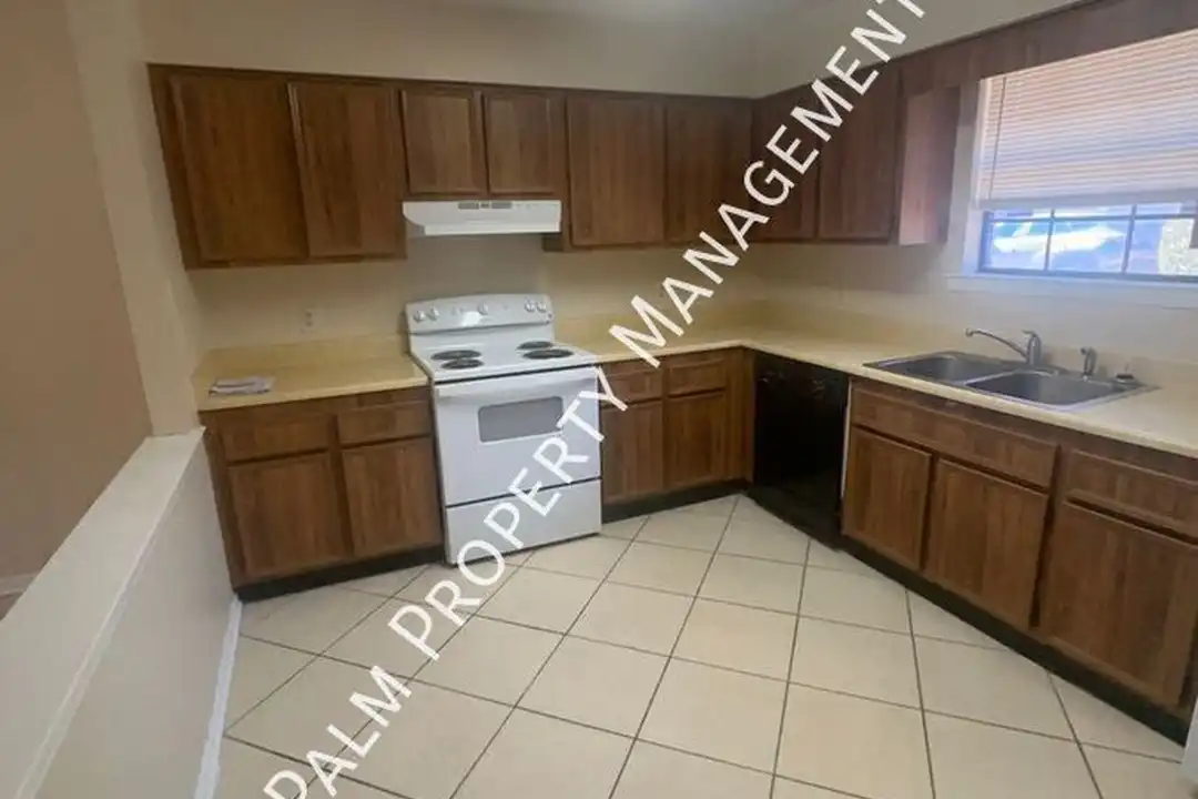 6103 Howard Foss Dr - View 5