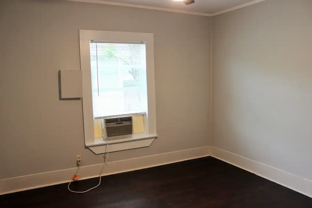 1003 N Park St - View 6