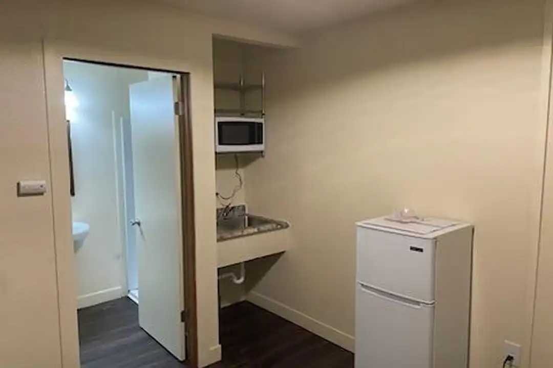 3712 Venice Rd unit 7 – photo 1 of 6