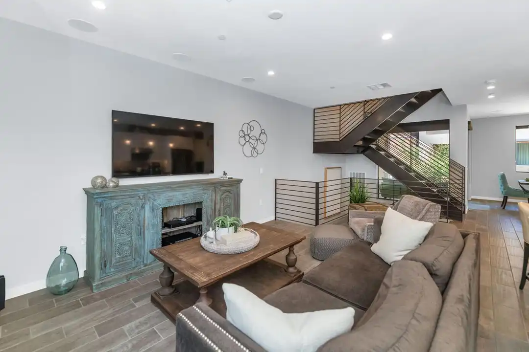 6990 E 6th St unit # 1007 - View 5
