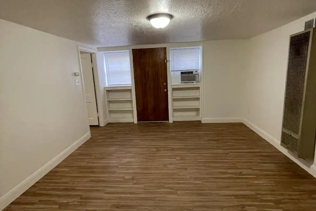 2261 Jefferson Ave unit 2 - View 3