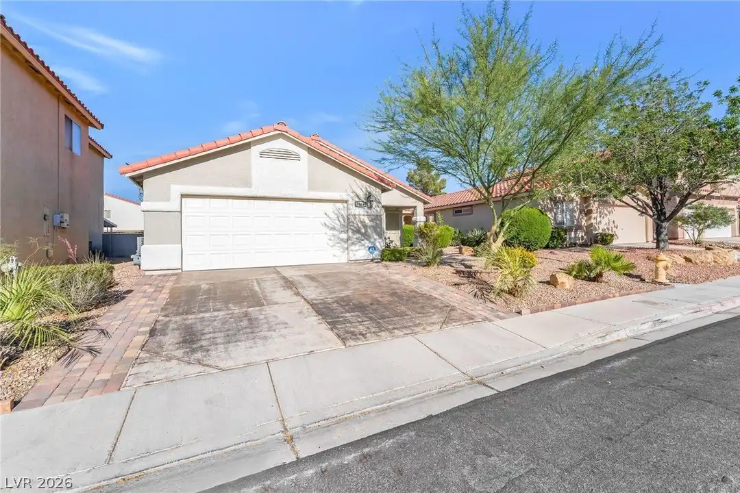 9346 Coral Berry St - View 2