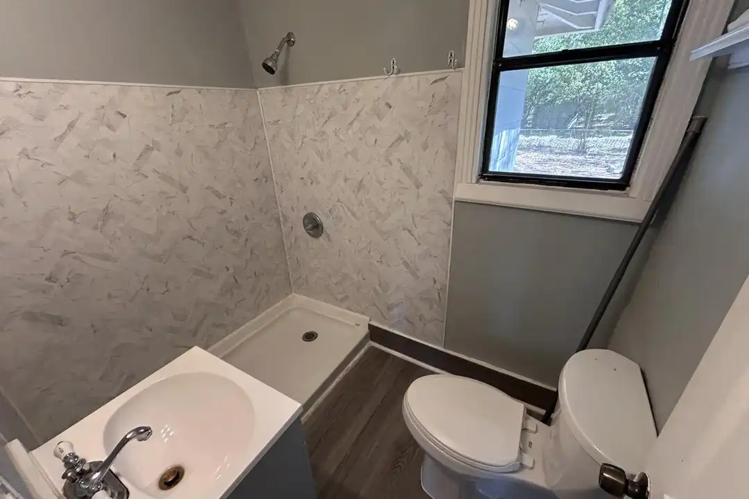 5565 Minosa Cir E – další